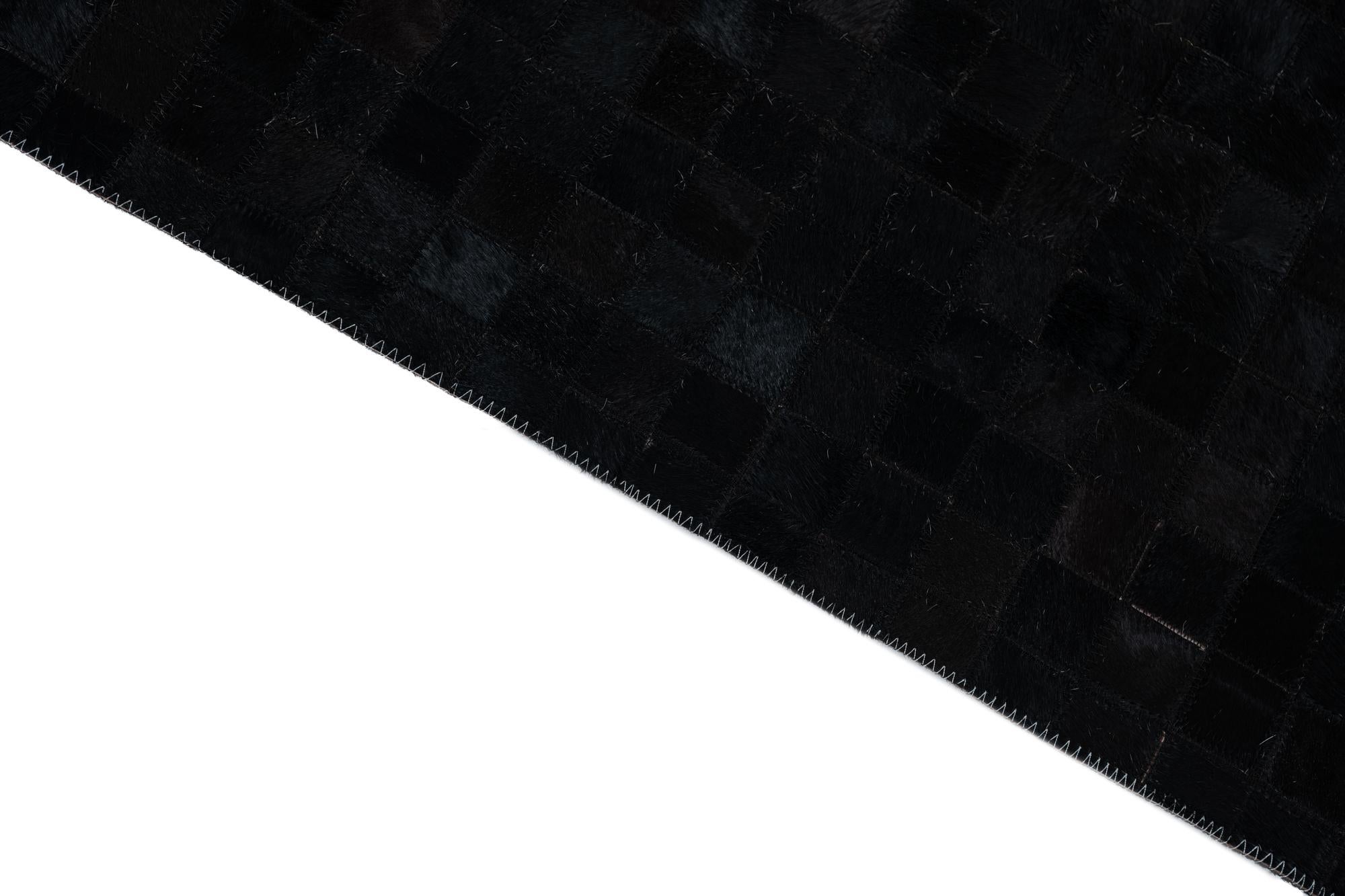 5' x 7' 10 Cowhide Leather Rug