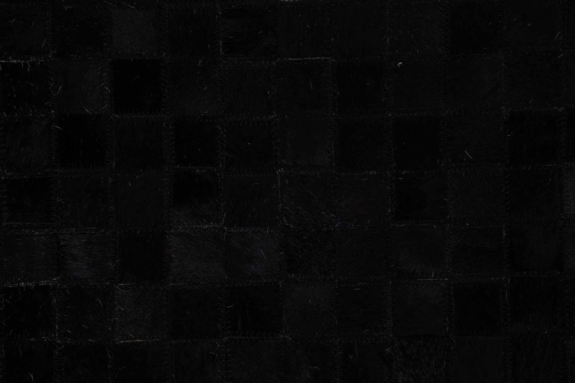 5' x 7' 10 Cowhide Leather Rug