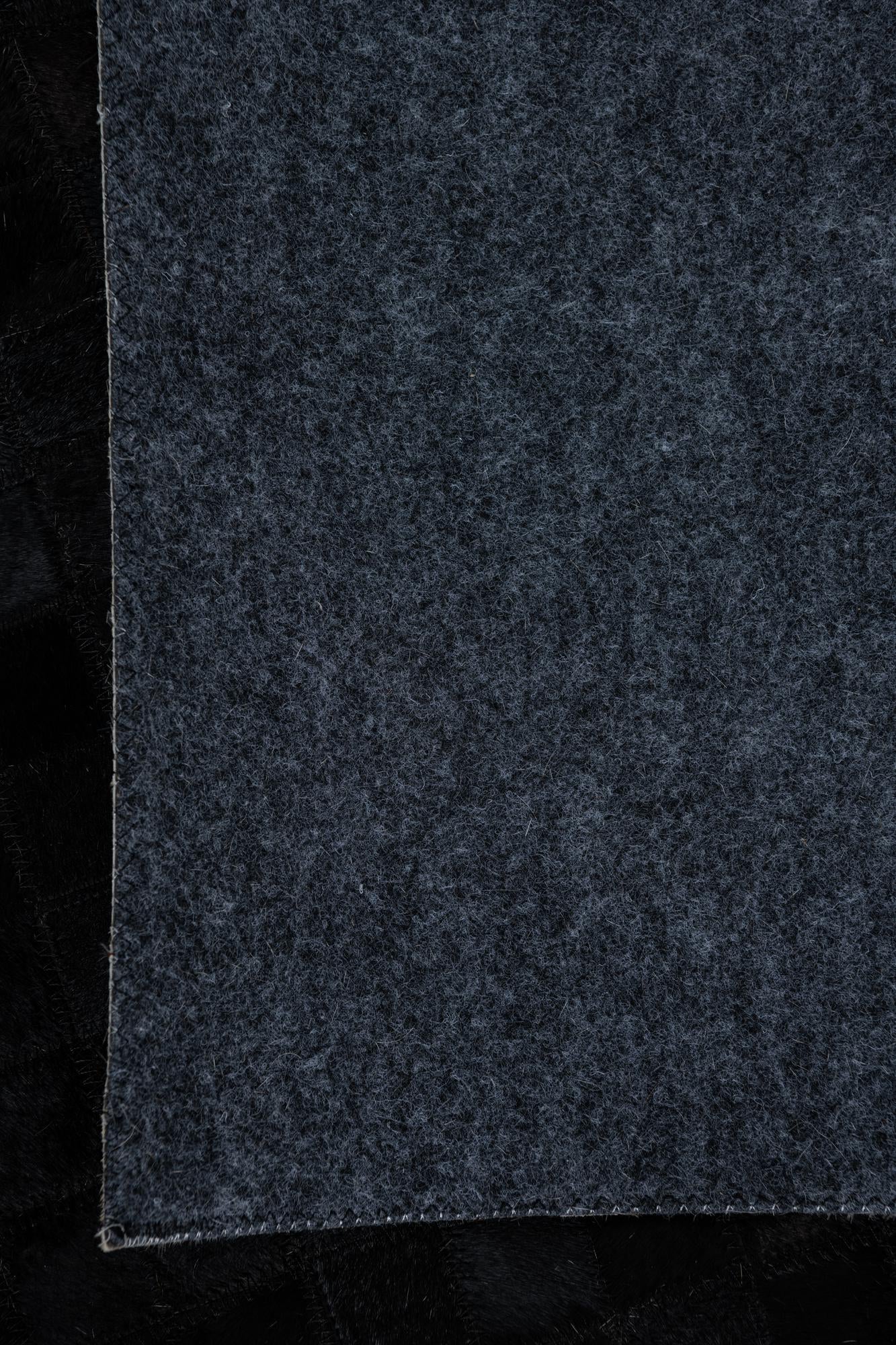 5' x 7' 10 Cowhide Leather Rug