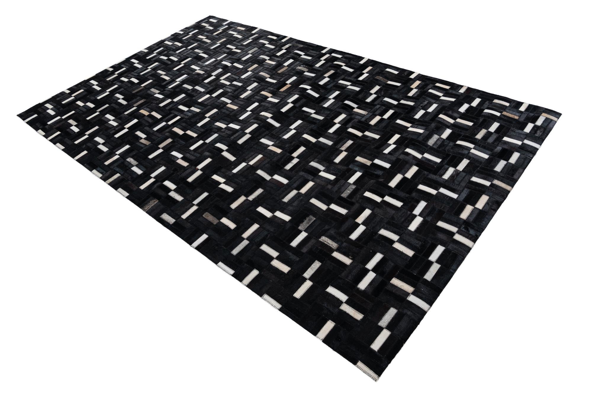 5' x 8' 1 Cowhide Leather Rug