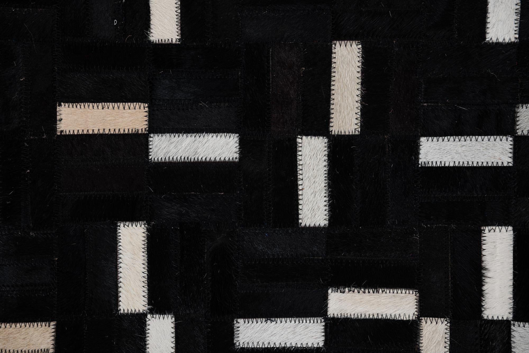 5' x 8' 1 Cowhide Leather Rug