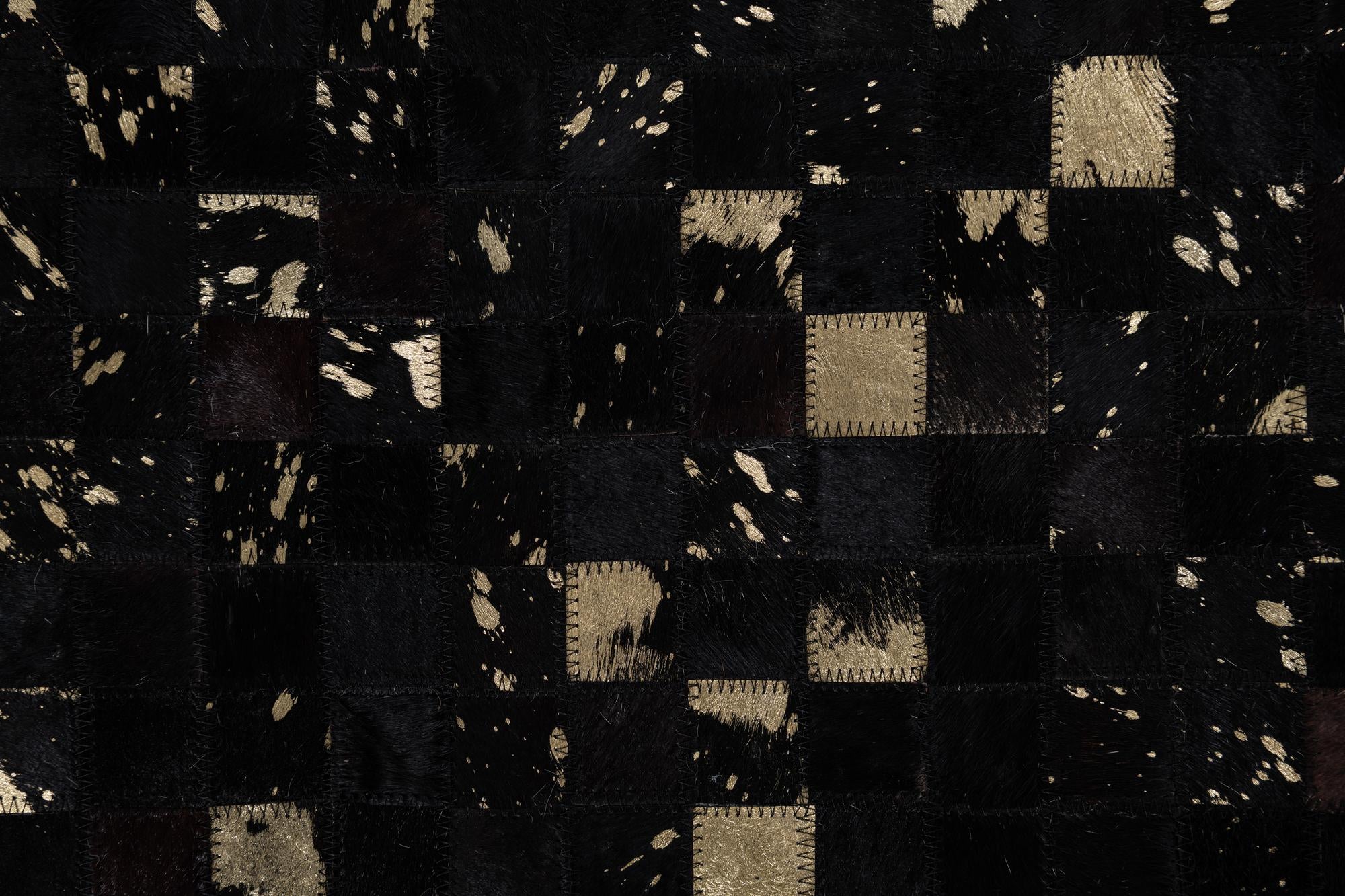 5' 2 x 8' Cowhide Leather Rug