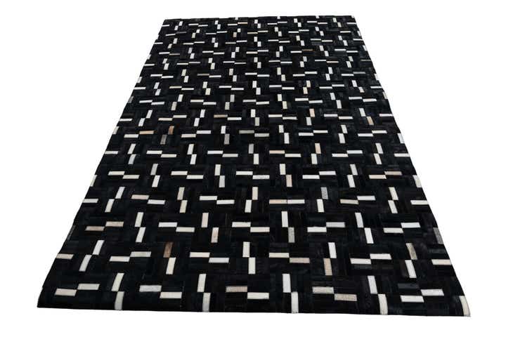 5' x 8' 1 Cowhide Leather Rug