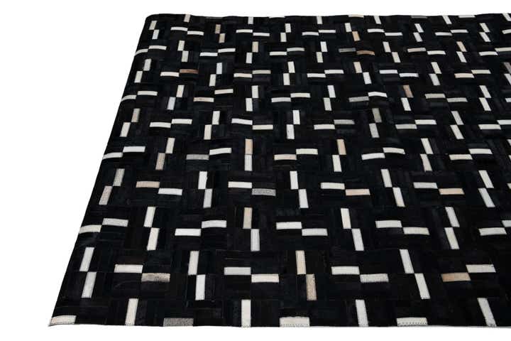 5' x 8' 1 Cowhide Leather Rug