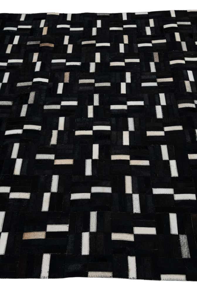 5' x 8' 1 Cowhide Leather Rug