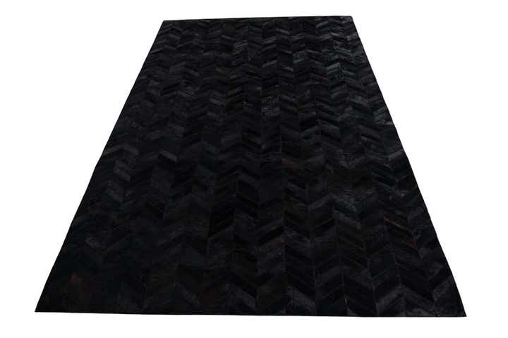 5' 1 x 8' Cowhide Leather Rug