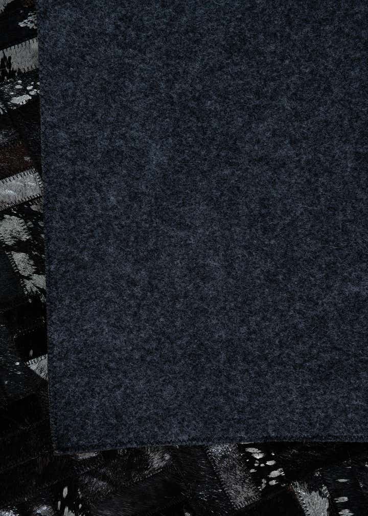 5' x 8' Cowhide Leather Rug