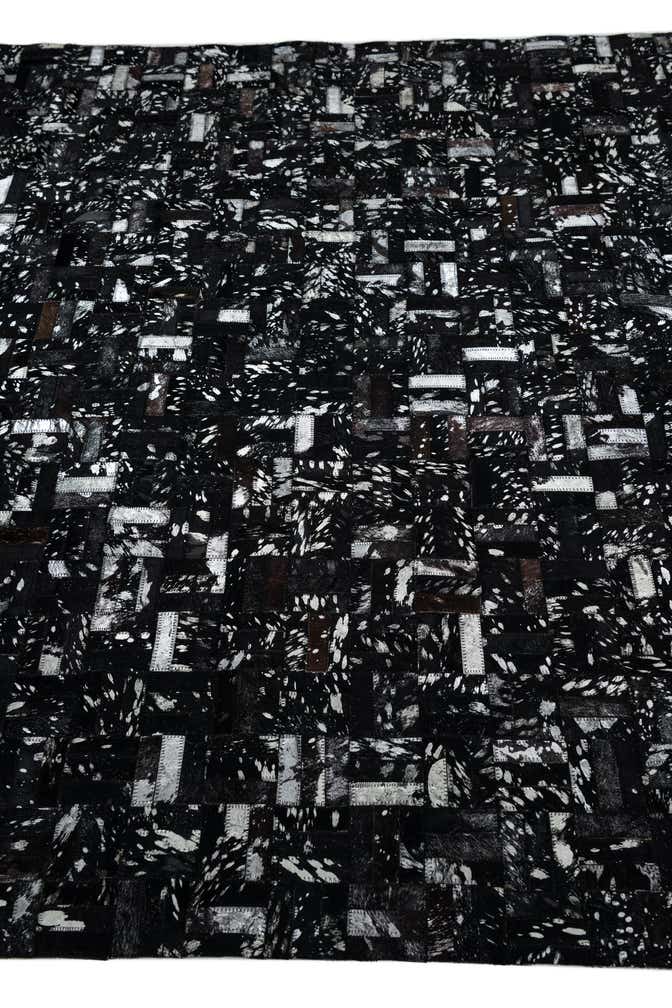 5' 1 x 8' Cowhide Leather Rug