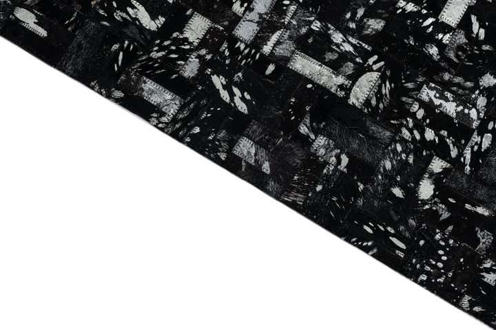 5' 1 x 8' Cowhide Leather Rug