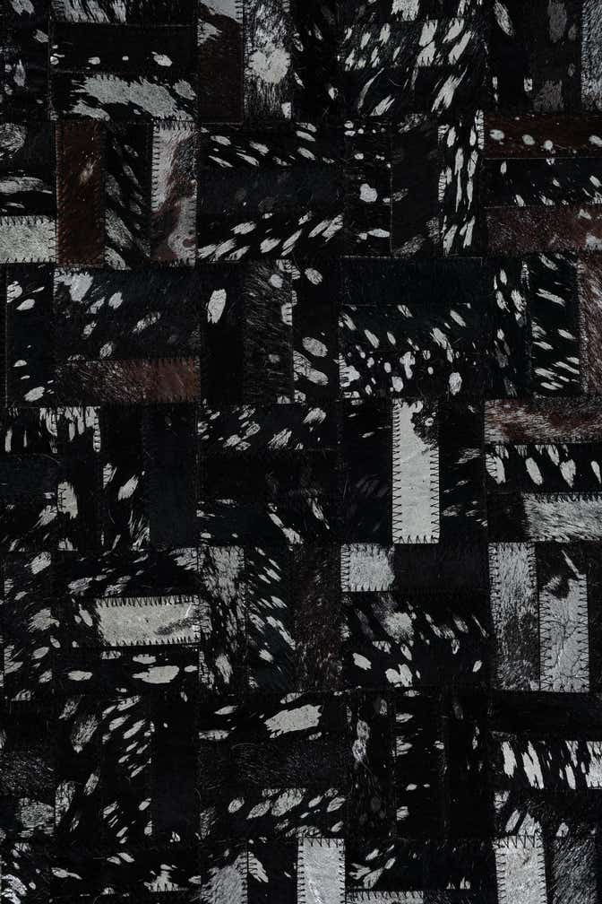 5' 1 x 8' Cowhide Leather Rug