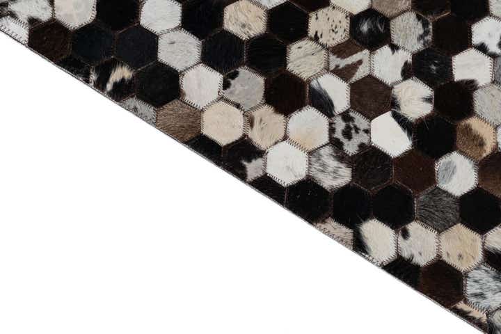 8' x 10' Cowhide Leather Rug