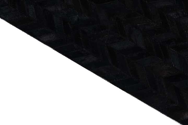 5' 2 x 8' Cowhide Leather Rug