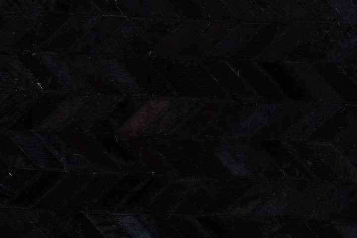 5' 2 x 8' Cowhide Leather Rug