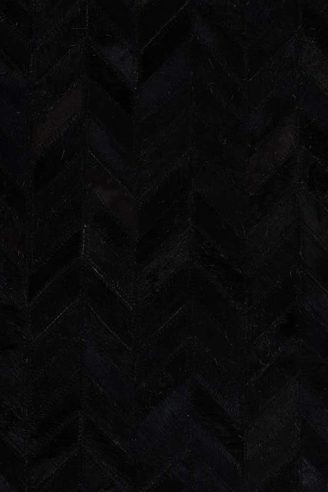 5' 2 x 8' Cowhide Leather Rug