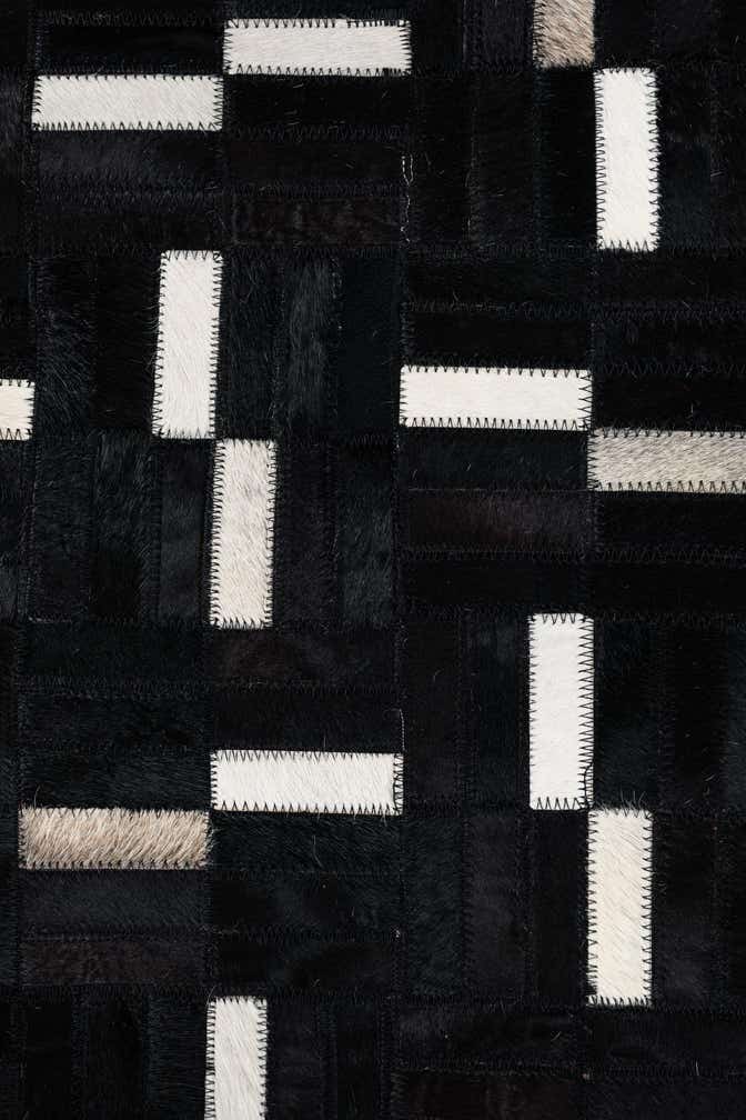 8' x 10' Cowhide Leather Rug