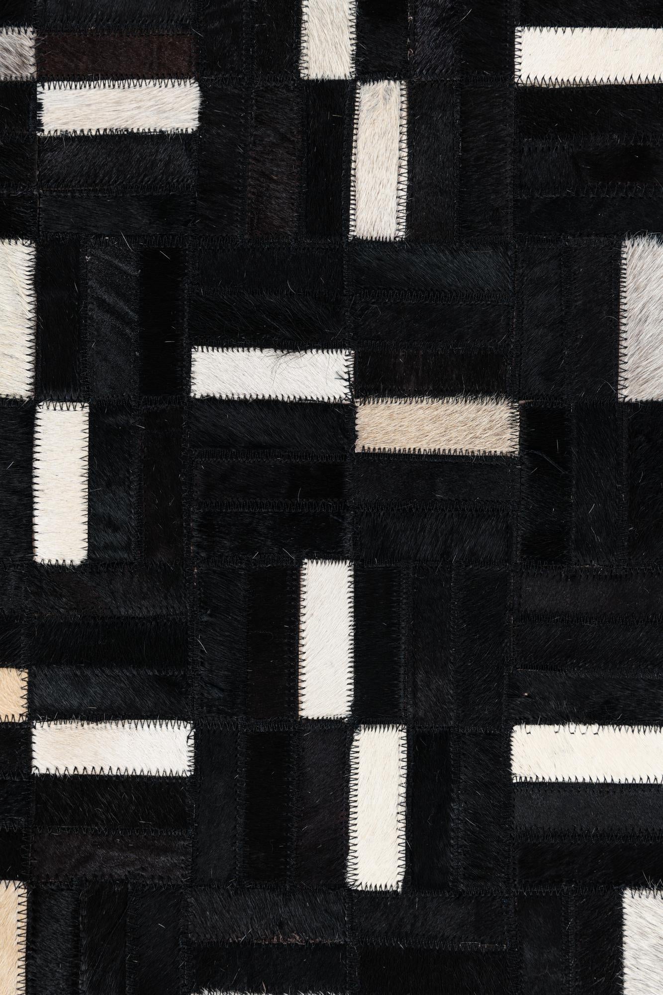 8' 1 x 10' Cowhide Leather Rug