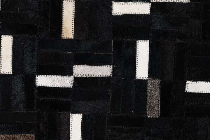 8' x 9' 10 Cowhide Leather Rug