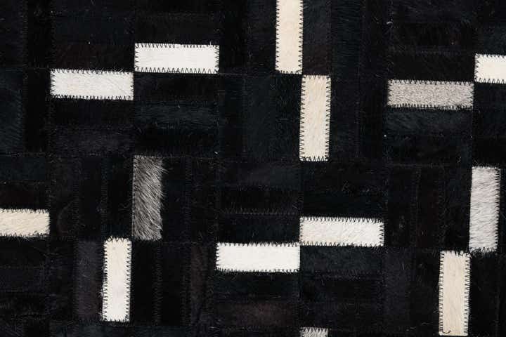 8' 1 x 10' Cowhide Leather Rug