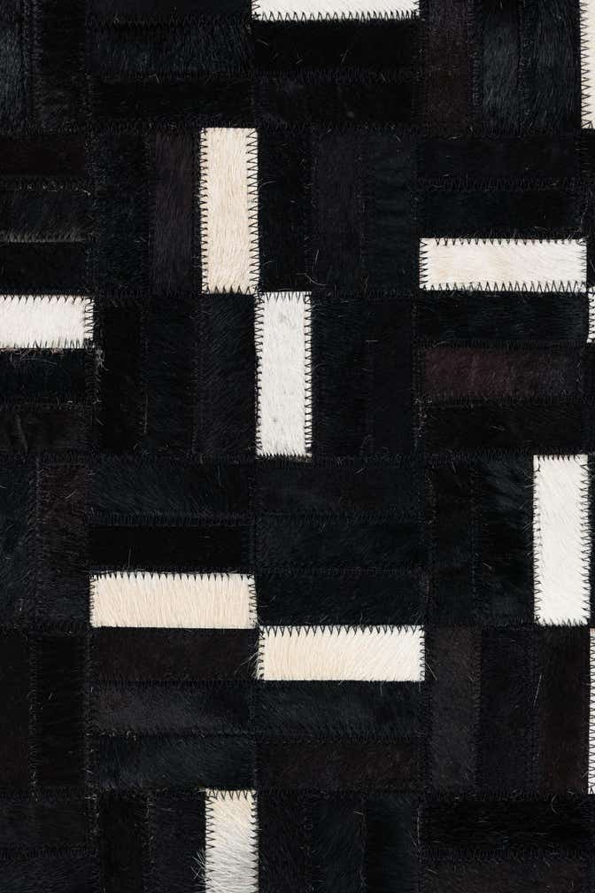 8' x 10' Cowhide Leather Rug