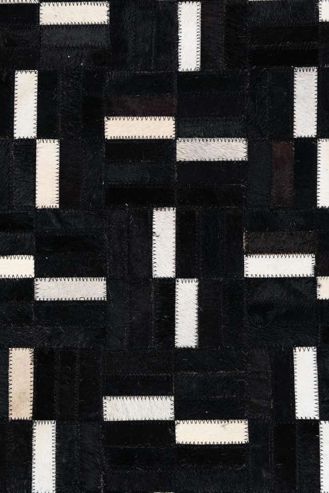 8' 1 x 10' Cowhide Leather Rug