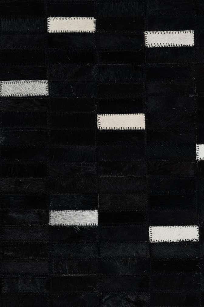 5' x 8' 1 Cowhide Leather Rug