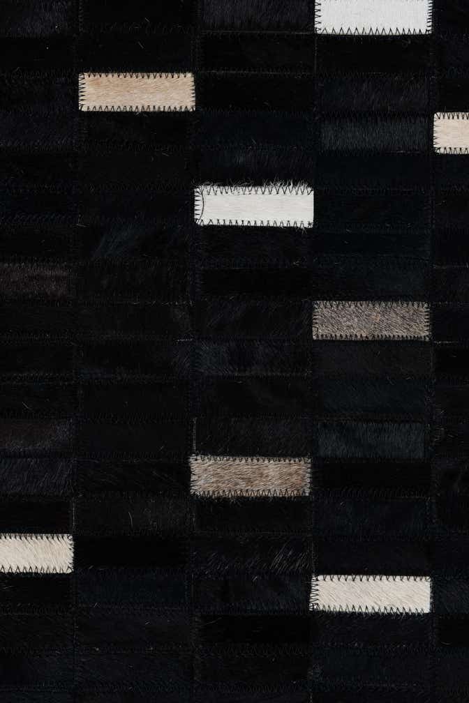 5' x 8' 1 Cowhide Leather Rug