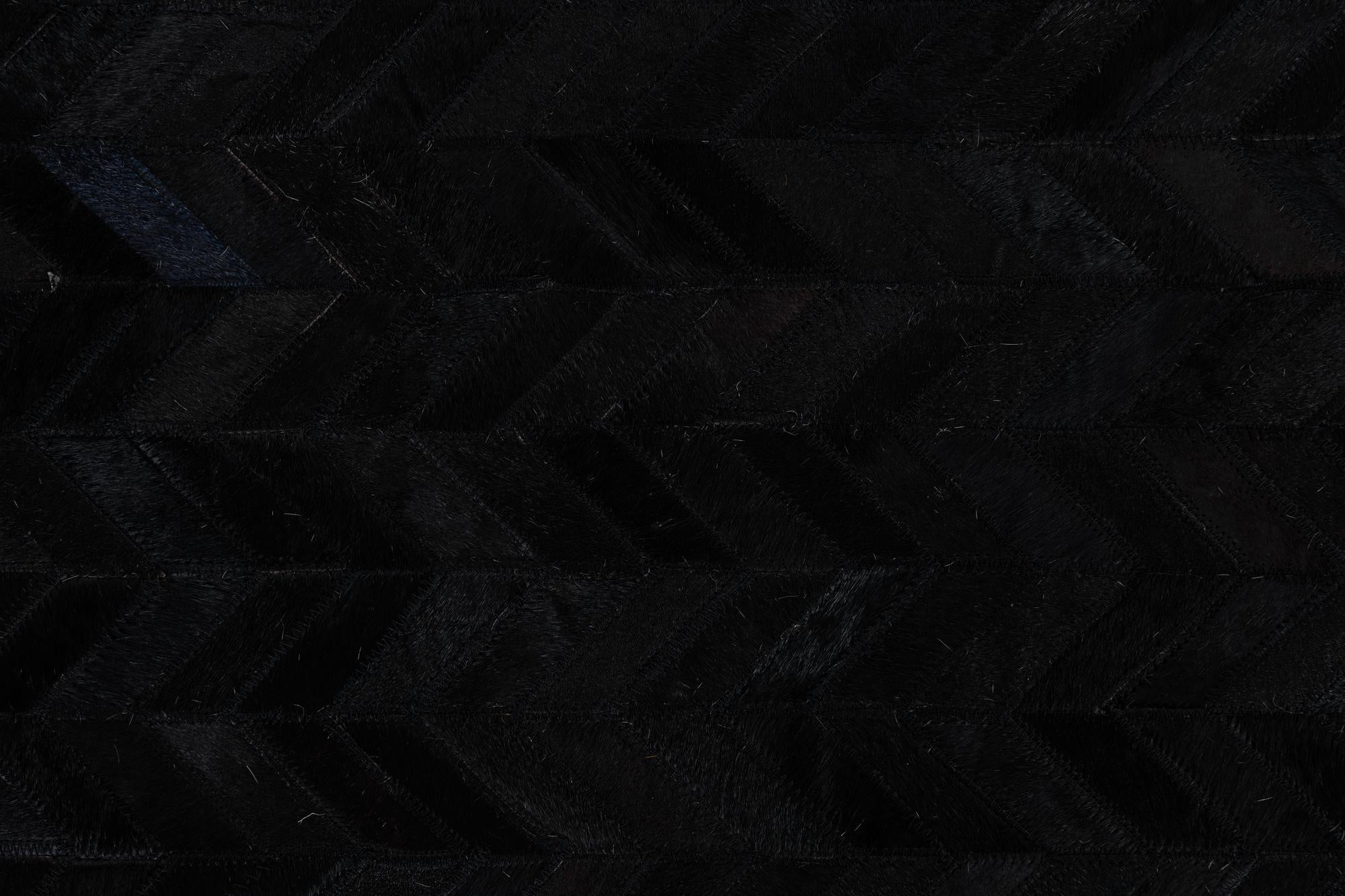 5' 2 x 8' Cowhide Leather Rug