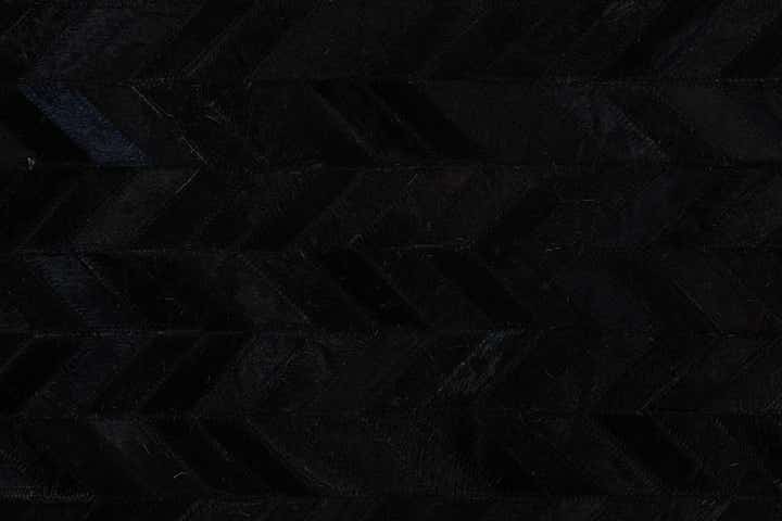 5' 2 x 8' Cowhide Leather Rug