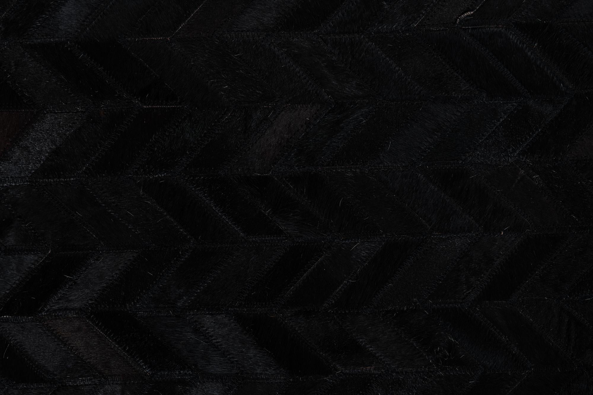 5' 2 x 8' Cowhide Leather Rug