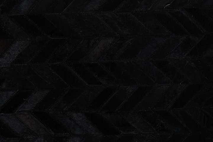 5' 2 x 8' Cowhide Leather Rug