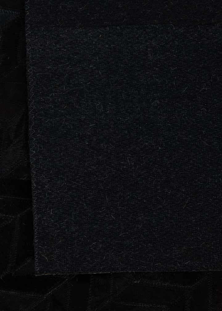 5' 2 x 8' Cowhide Leather Rug