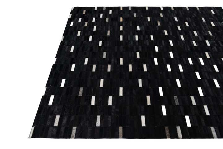 5' x 8' Cowhide Leather Rug