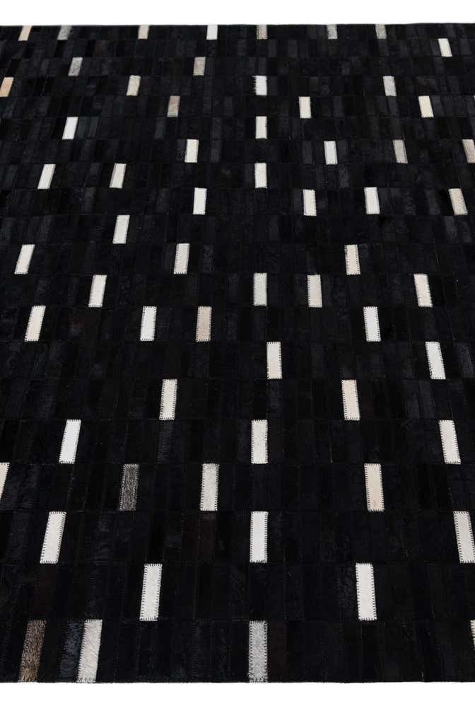 5' x 8' Cowhide Leather Rug