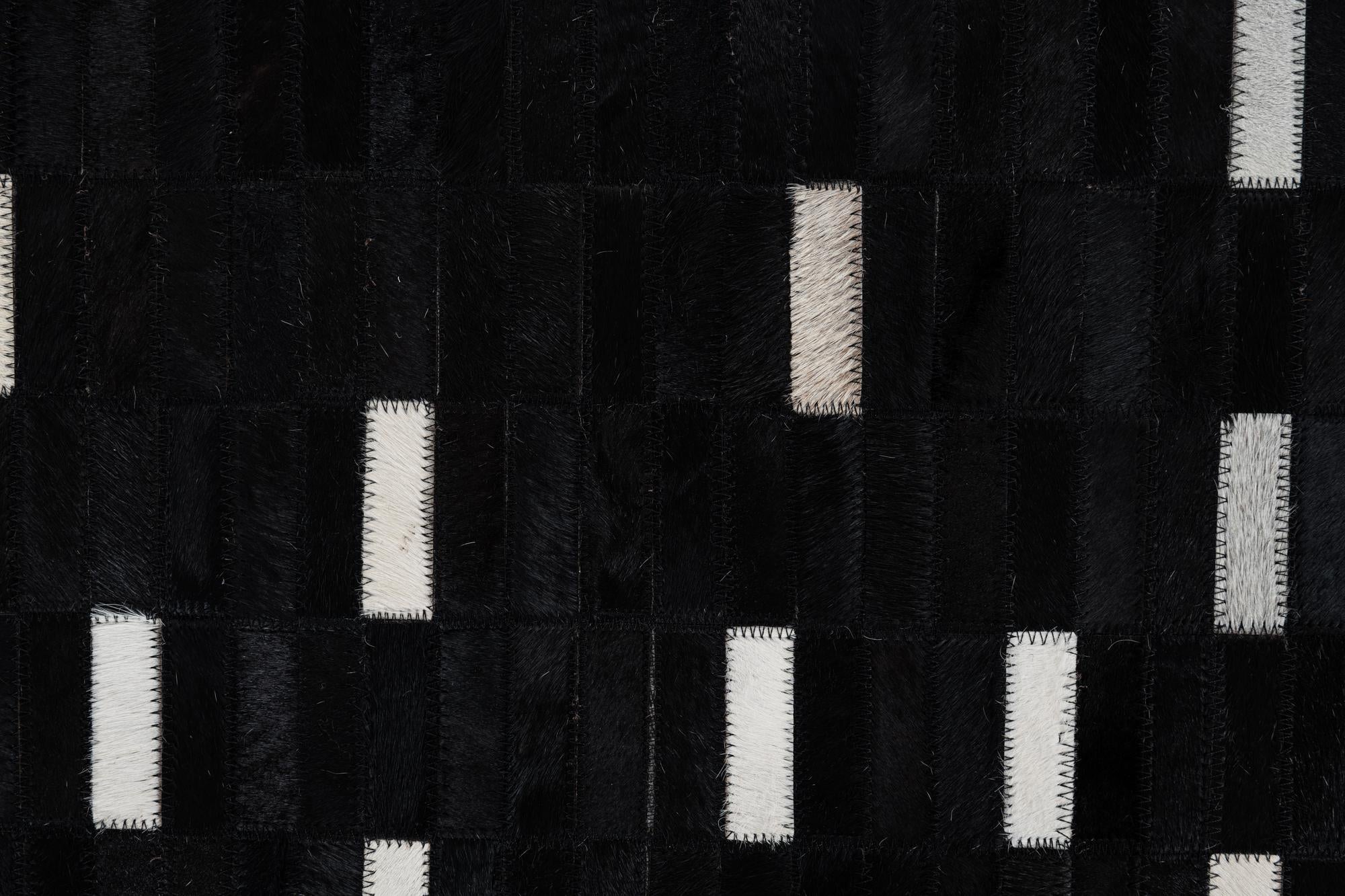 5' x 8' Cowhide Leather Rug