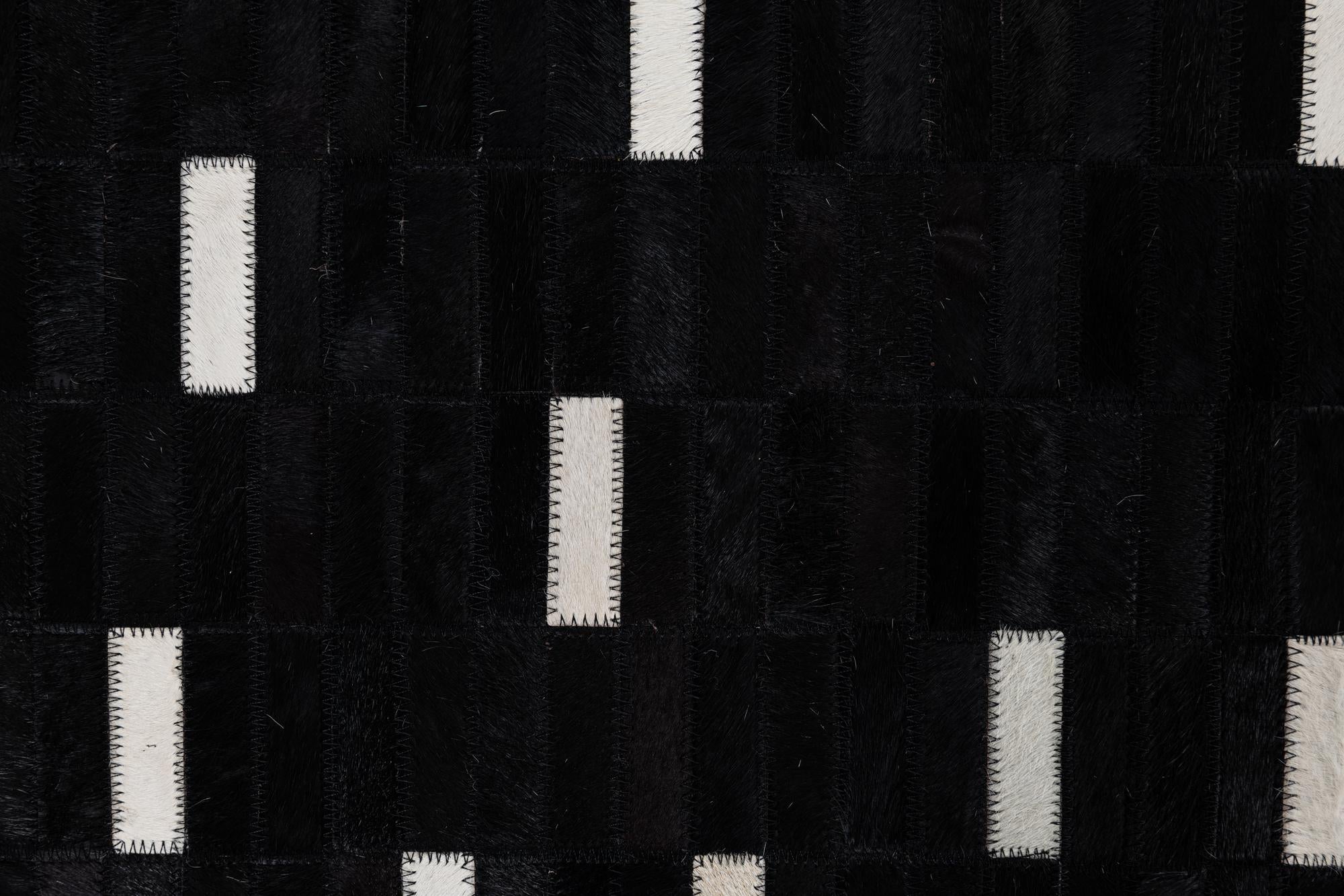 5' x 8' Cowhide Leather Rug