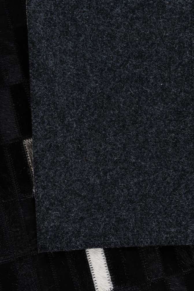 5' x 8' Cowhide Leather Rug