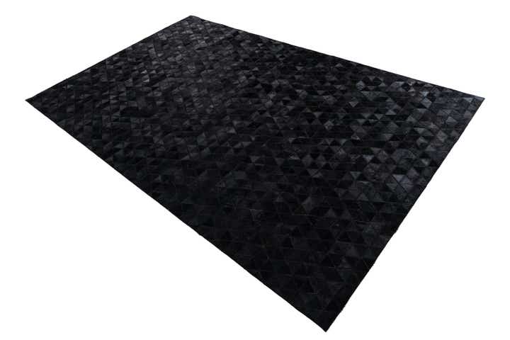 5' x 7' 8 Cowhide Leather Rug