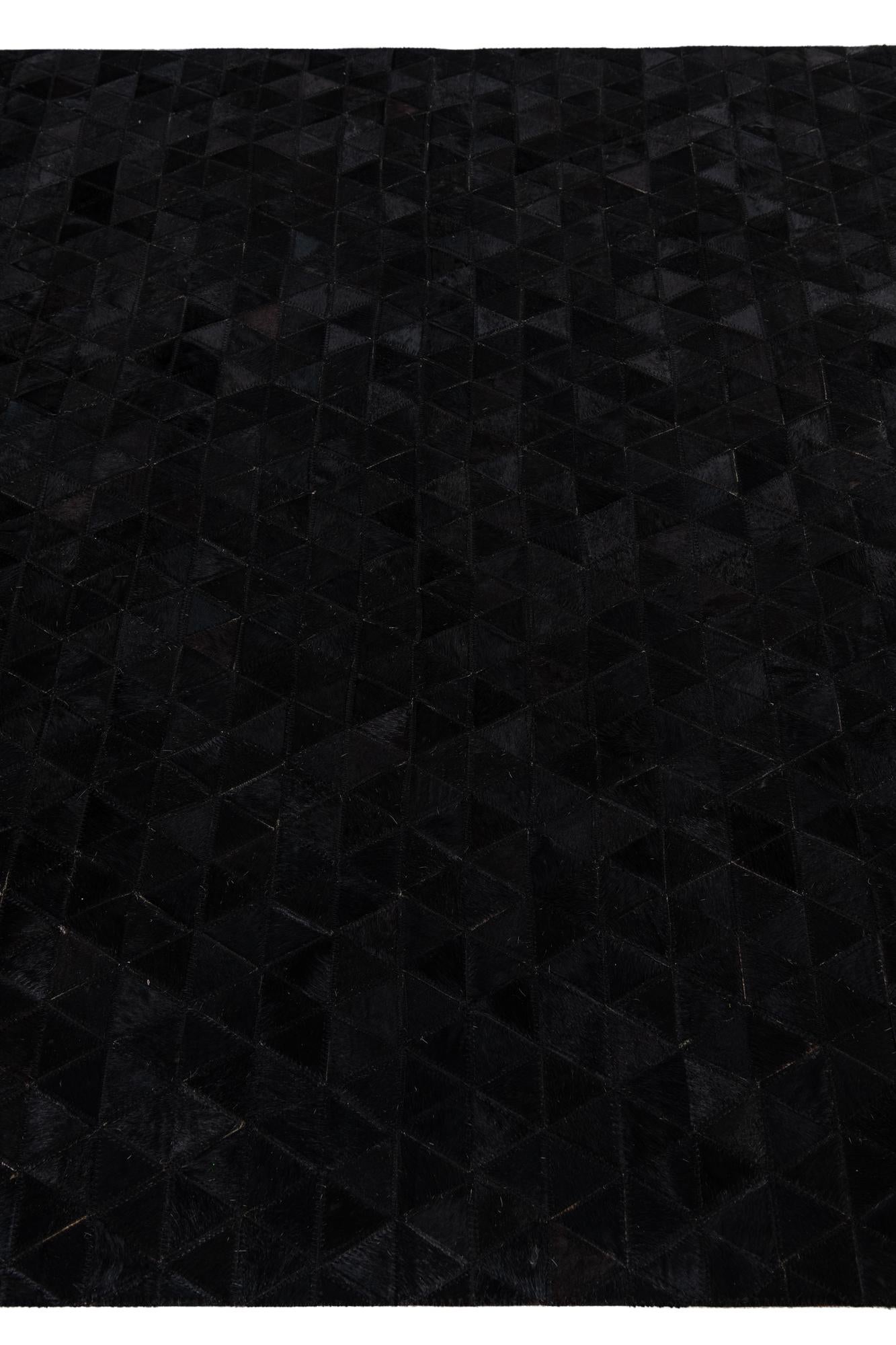 5' x 7' 8 Cowhide Leather Rug