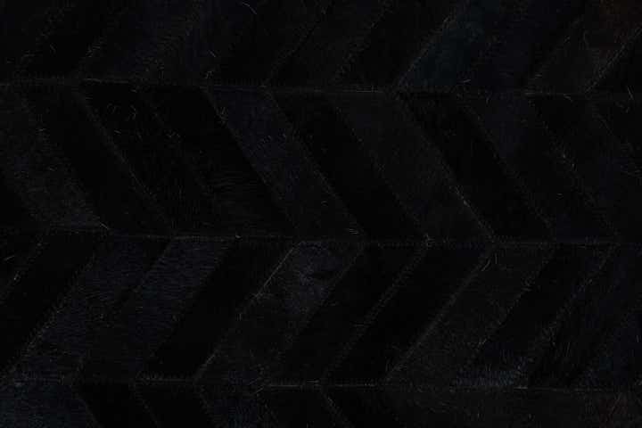 5' 1 x 8' Cowhide Leather Rug