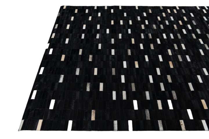 5' x 7' 10 Cowhide Leather Rug