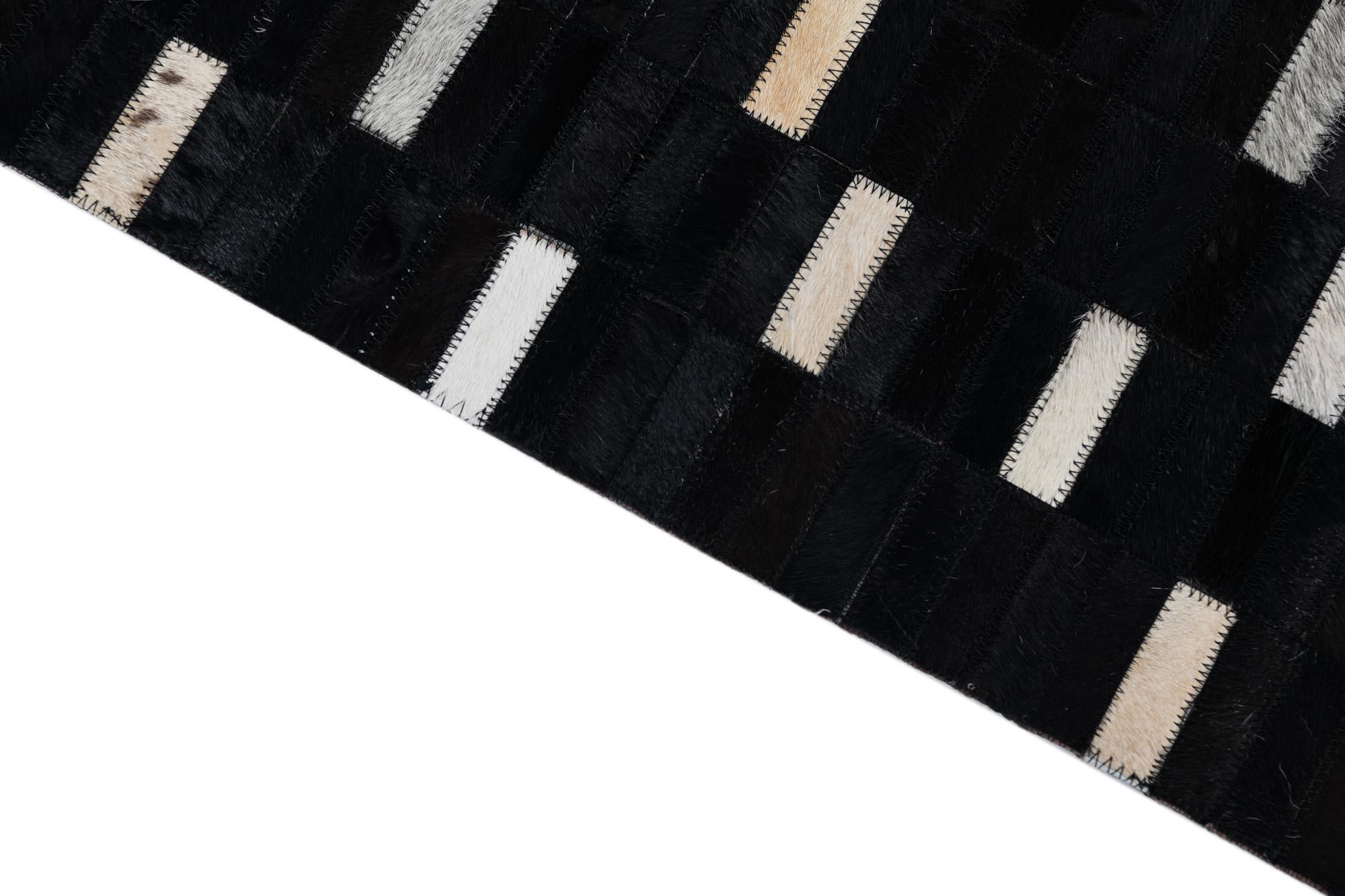 5' x 7' 10 Cowhide Leather Rug