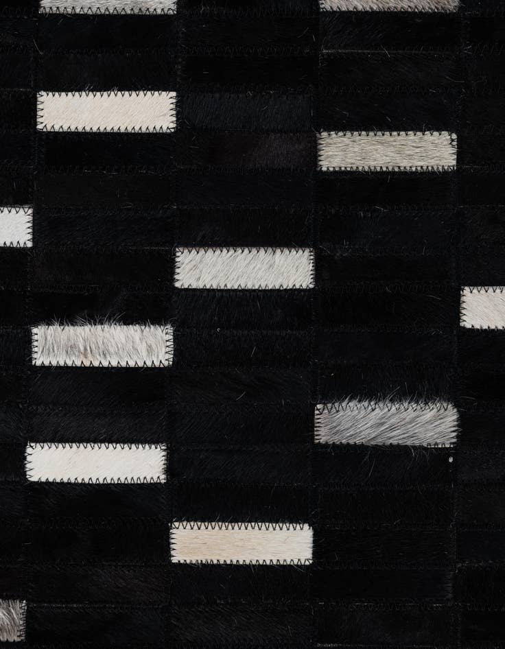 Detail image of 5' x 7' 10 Cowhide Leather Rug