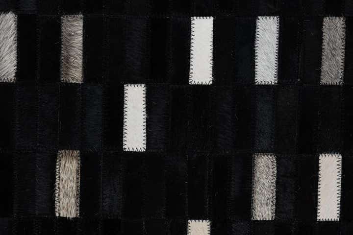 5' x 7' 10 Cowhide Leather Rug