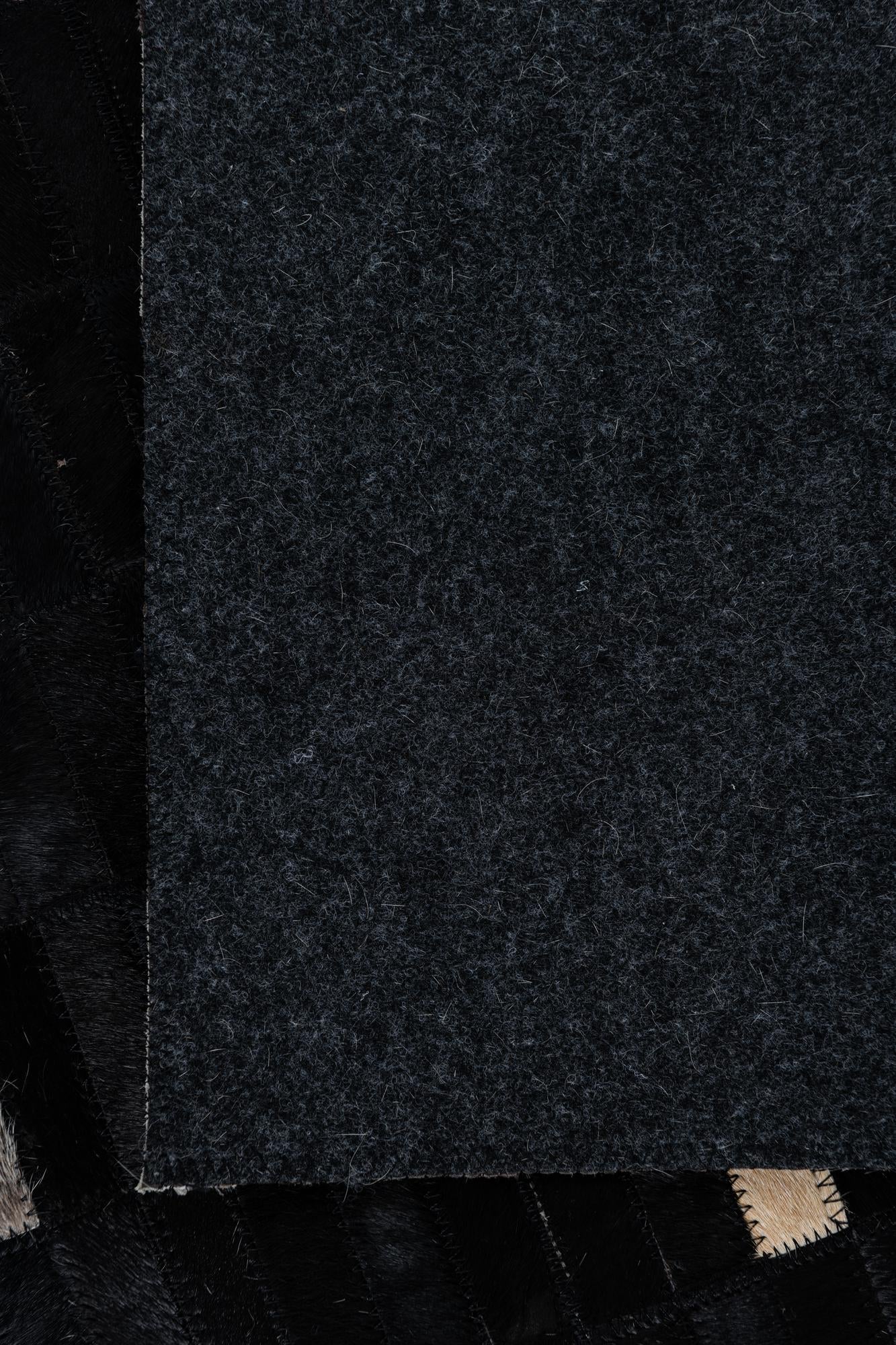 5' x 7' 10 Cowhide Leather Rug