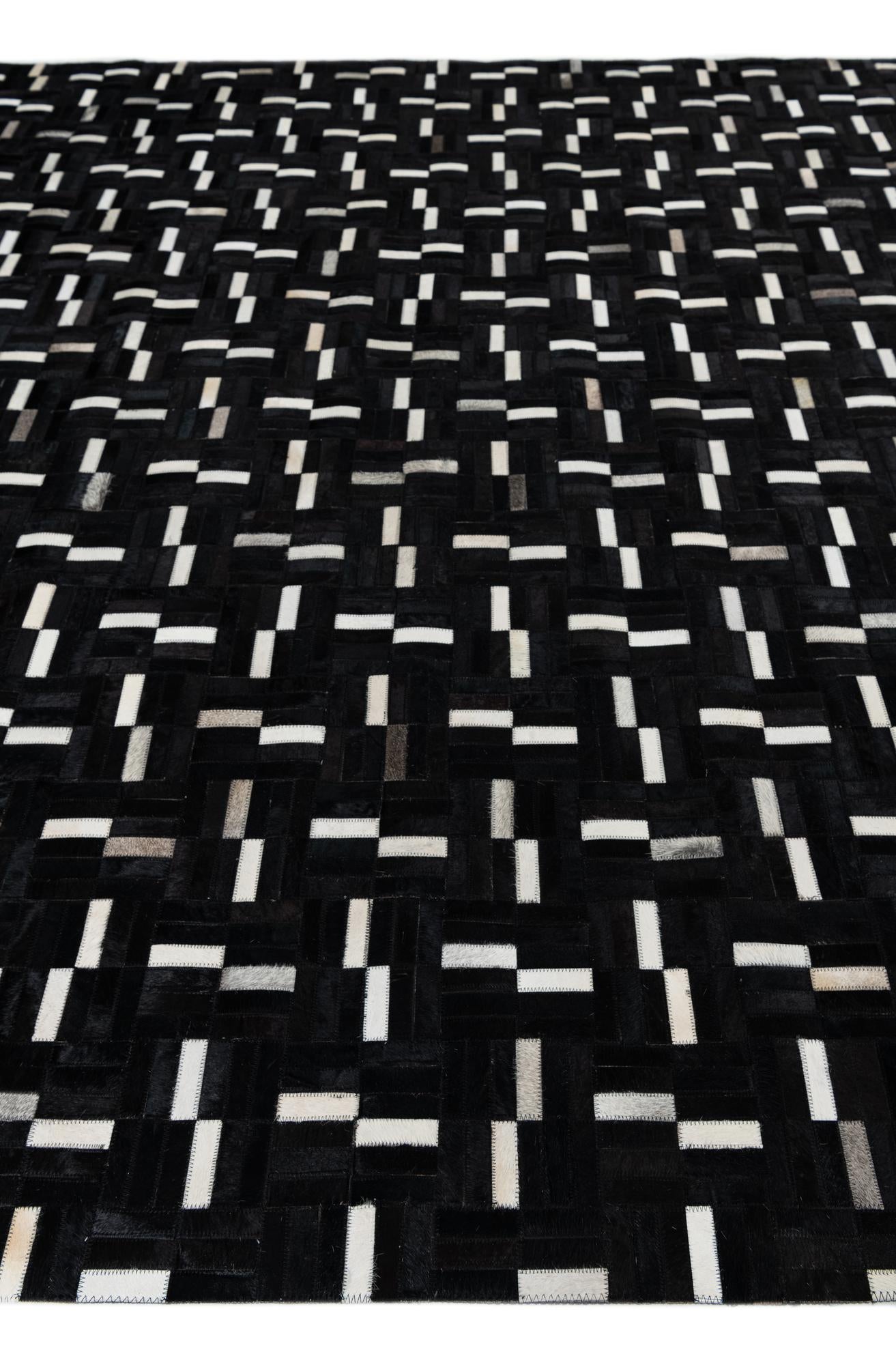 8' 2 x 10' Cowhide Leather Rug
