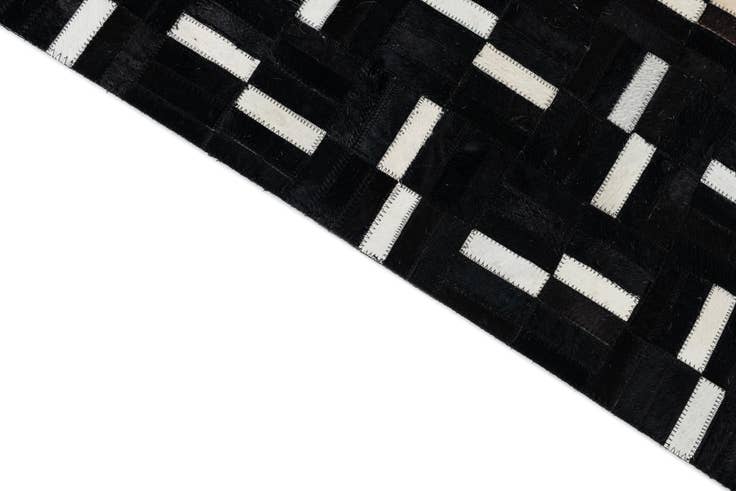 Detail image of 7' 9 x 9' 10 Cowhide Leather Rug