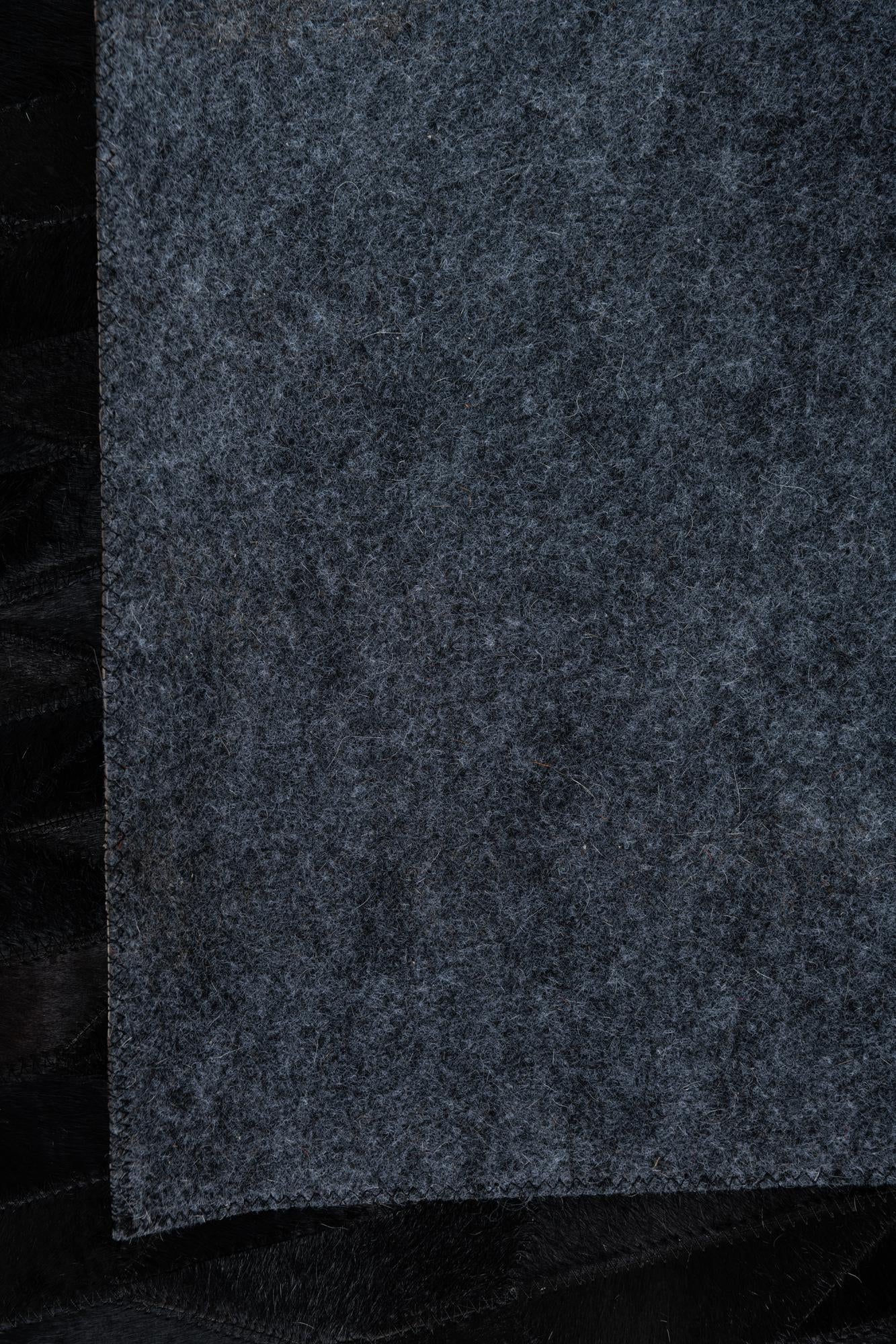 5' x 8' Cowhide Leather Rug
