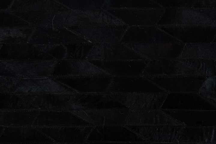 5' x 7' 9 Cowhide Leather Rug