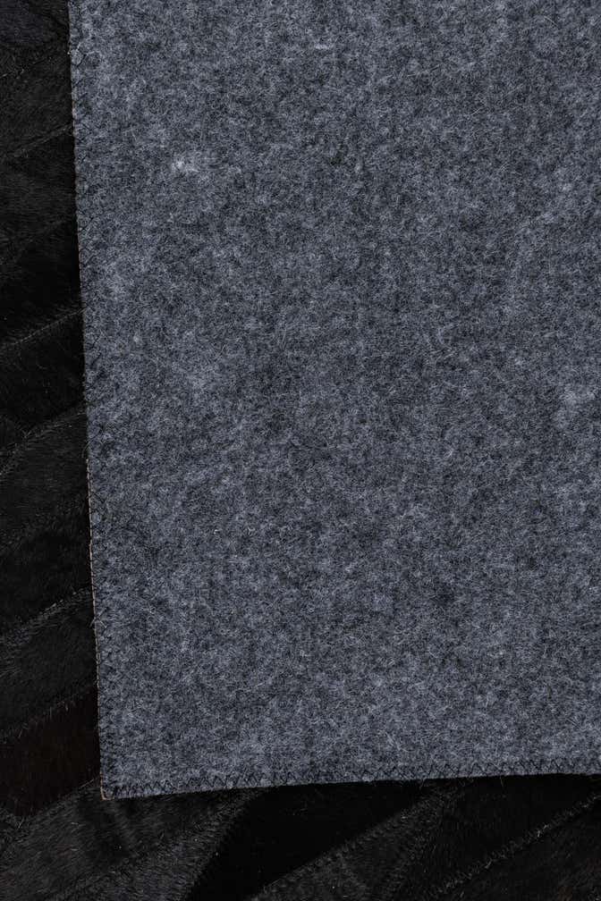5' 1 x 8' Cowhide Leather Rug
