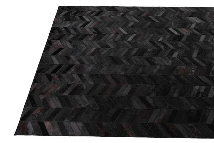 5' 1 x 8' Cowhide Leather Rug